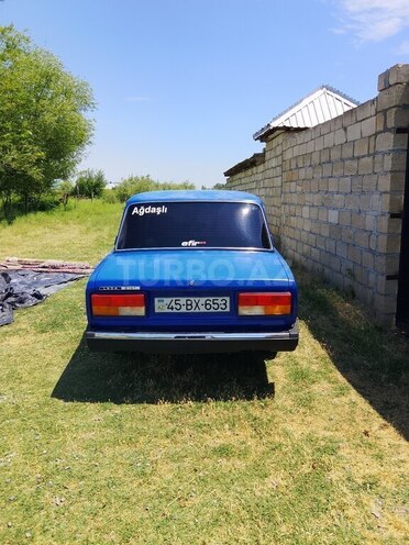 LADA (VAZ) 2107-2