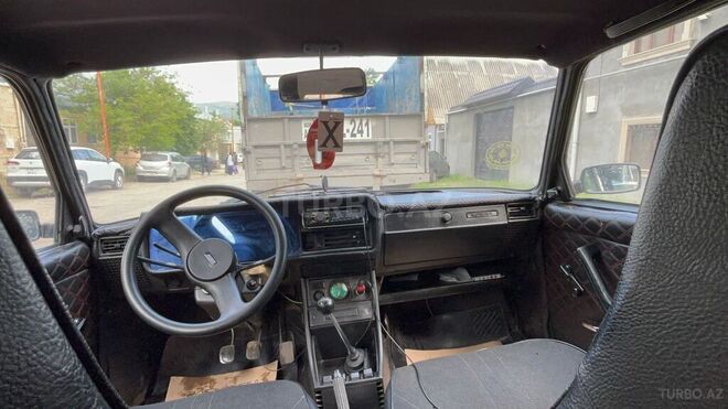 LADA (VAZ) 2107-4