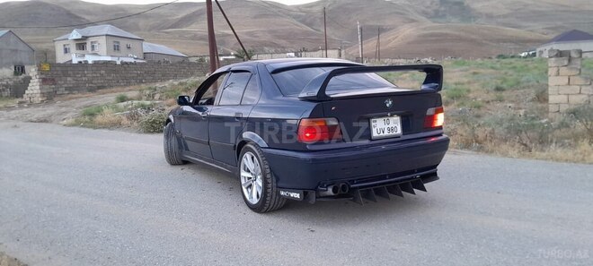 BMW 320-5