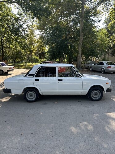 LADA (VAZ) 2107-4