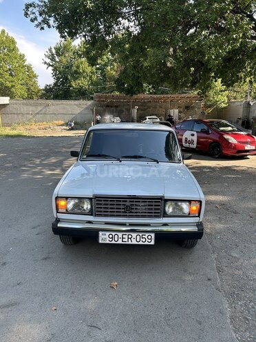 LADA (VAZ) 2107-2