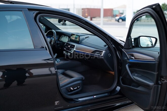 BMW 520d-13