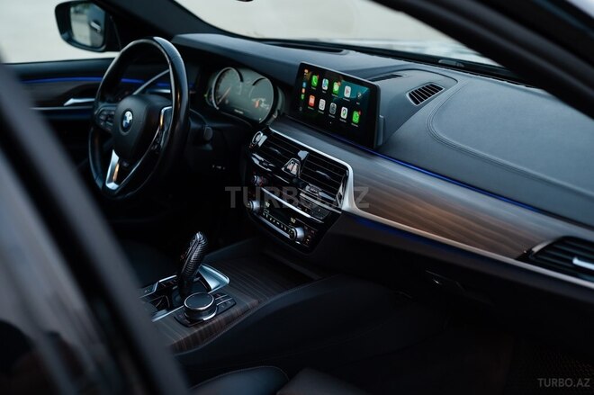 BMW 520d-12