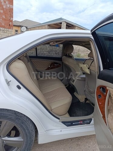 Toyota Camry-8