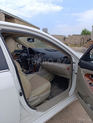 Toyota Camry-7