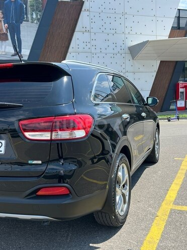 Kia Sorento-8