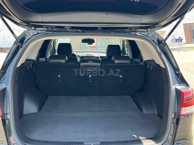 Kia Sorento-14