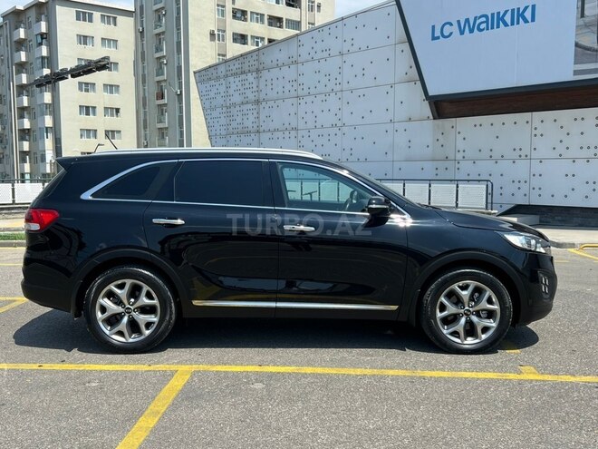 Kia Sorento-4
