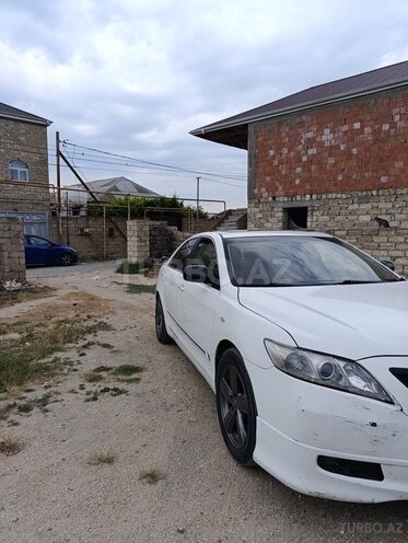 Toyota Camry-12