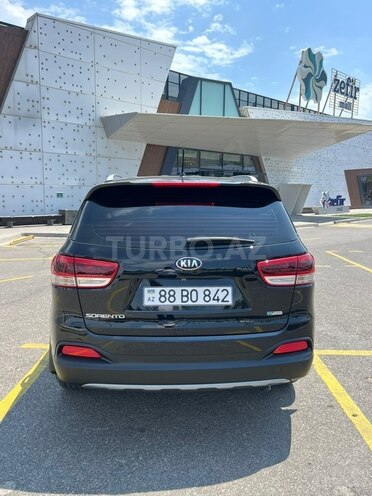 Kia Sorento-2