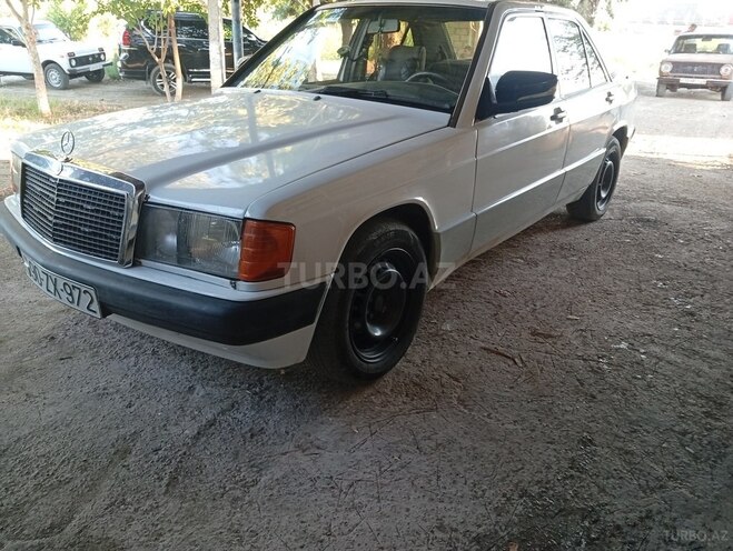 Mercedes 190-6