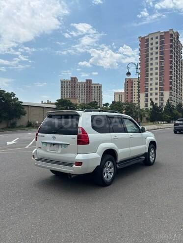 Toyota Land Cruiser Prado-4