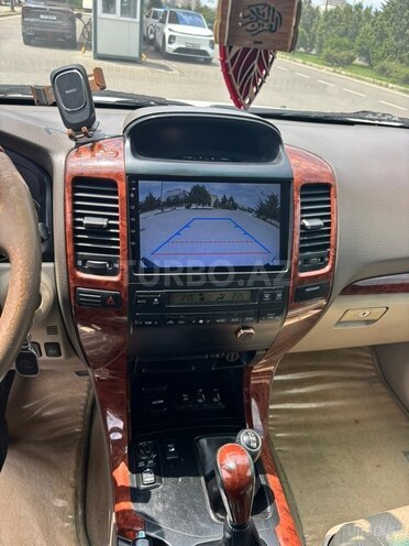 Toyota Land Cruiser Prado-7