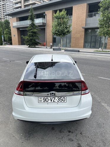 Honda Insight-3