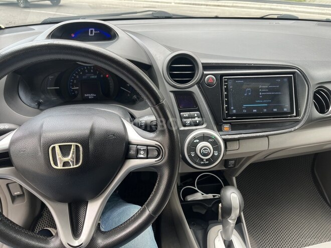 Honda Insight-2