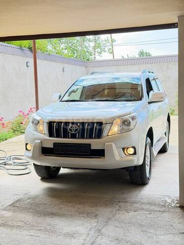 Toyota Land Cruiser Prado-1