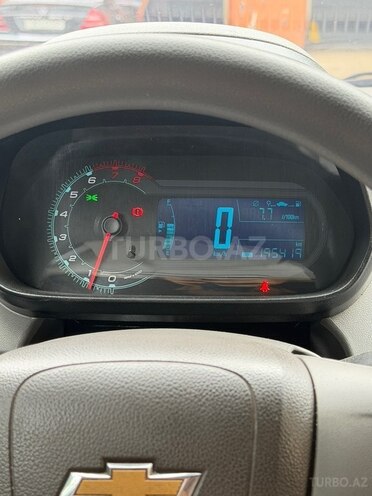 Chevrolet Cobalt-9