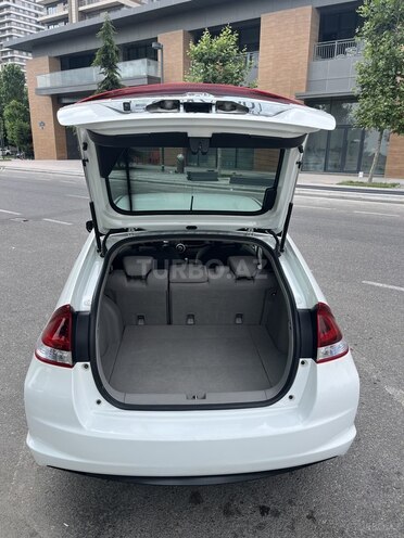 Honda Insight-12