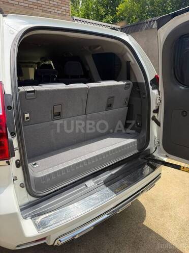 Toyota Land Cruiser Prado-7