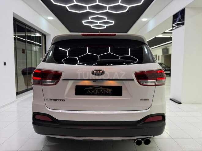 Kia Sorento-3