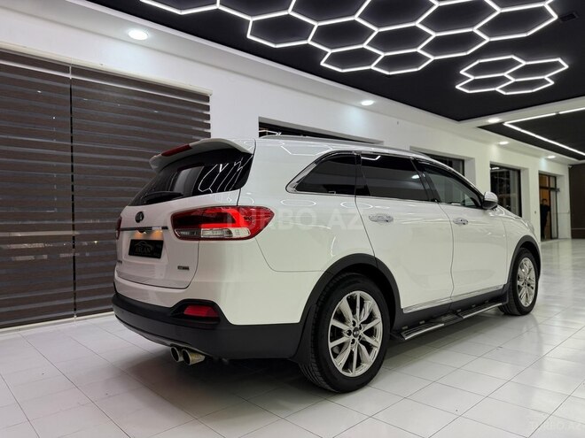 Kia Sorento-4