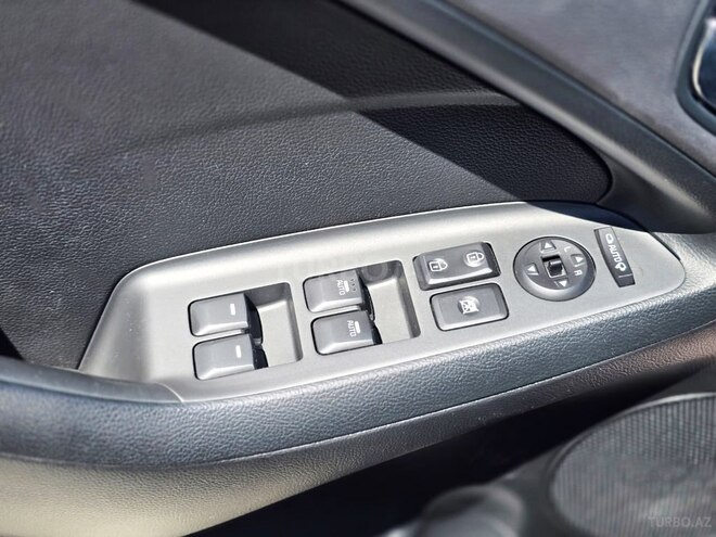 Kia Forte-17