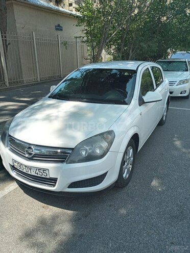 Opel Astra-1