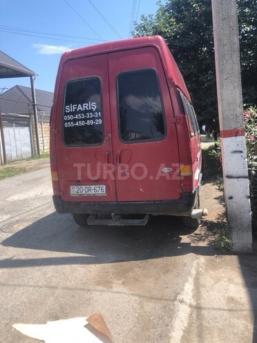 Ford Transit-7
