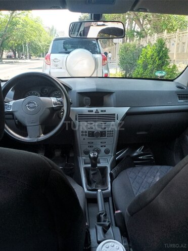 Opel Astra-2
