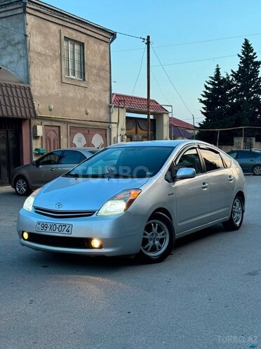 Toyota Prius-1