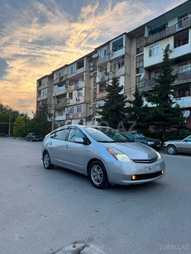 Toyota Prius-11