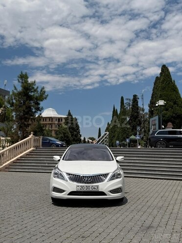 Hyundai Azera-2