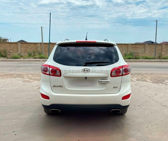 Hyundai Santa Fe-2