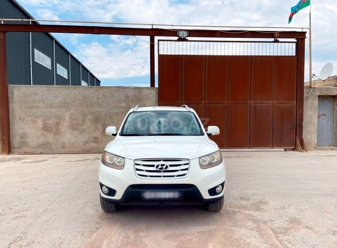 Hyundai Santa Fe-1