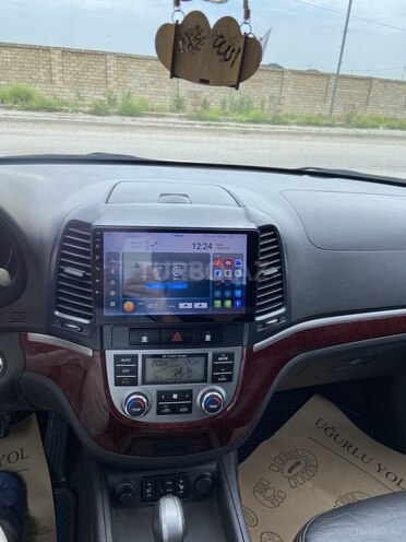Hyundai Santa Fe-11