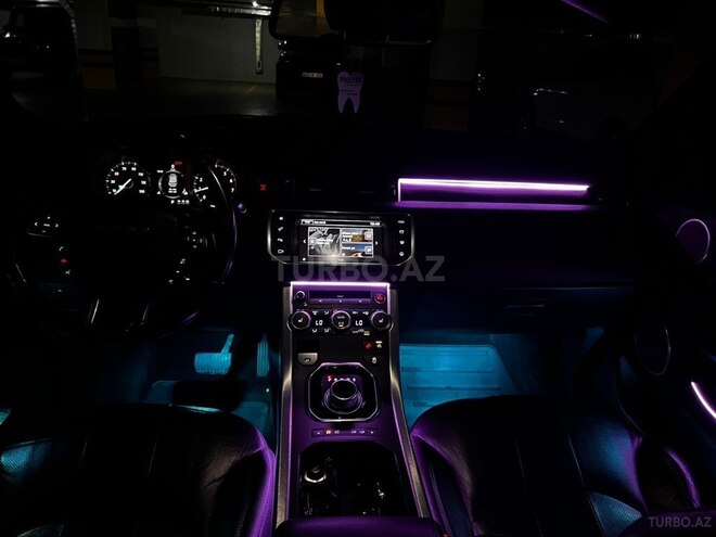 Land Rover RR Evoque-12