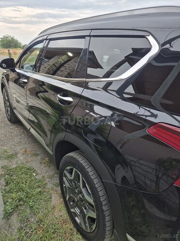 Hyundai Santa Fe-4