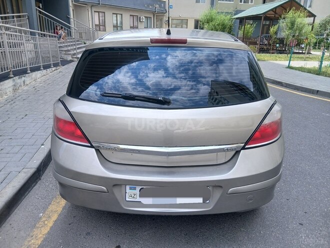 Opel Astra-12