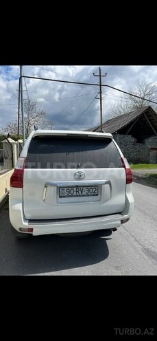 Toyota Land Cruiser Prado-2