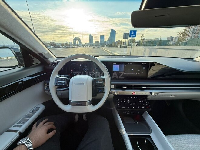 Hyundai Grandeur-6