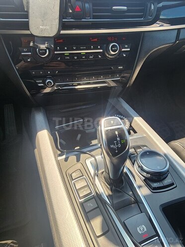 BMW X5-8