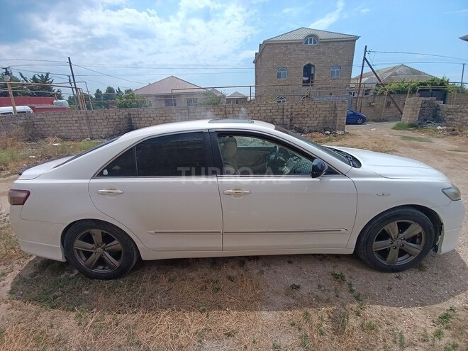 Toyota Camry-15