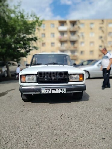 LADA (VAZ) 2107-1