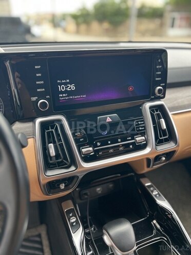 Kia Sorento-11