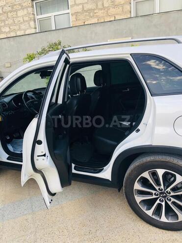 Kia Sorento-19