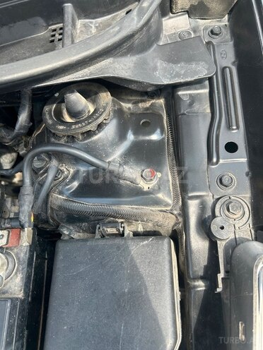 Hyundai Accent-8