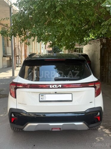 Kia Seltos-6