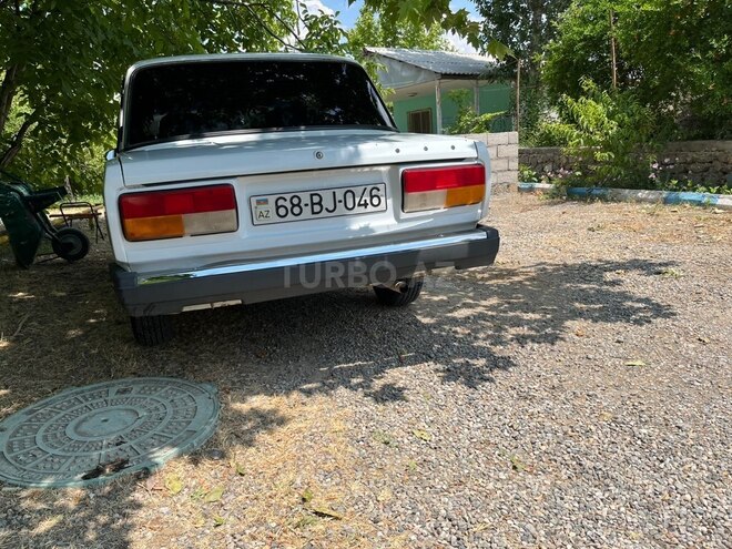 LADA (VAZ) 2107-4