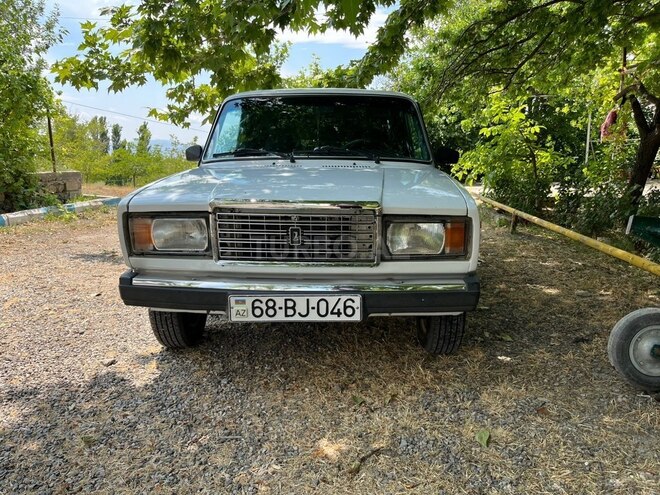 LADA (VAZ) 2107-1