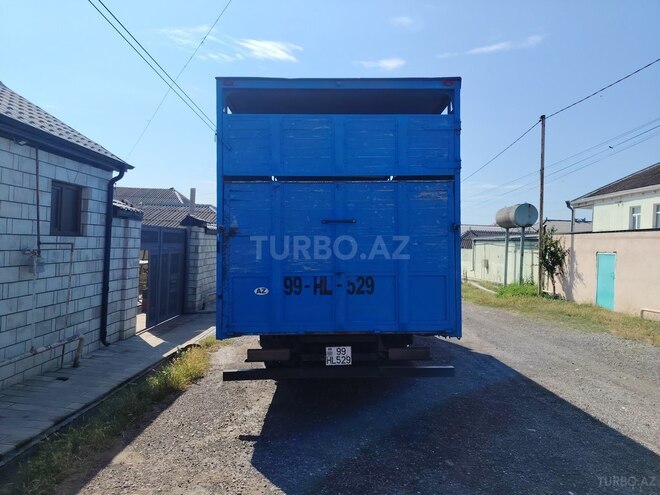 Mercedes Atego 818-5